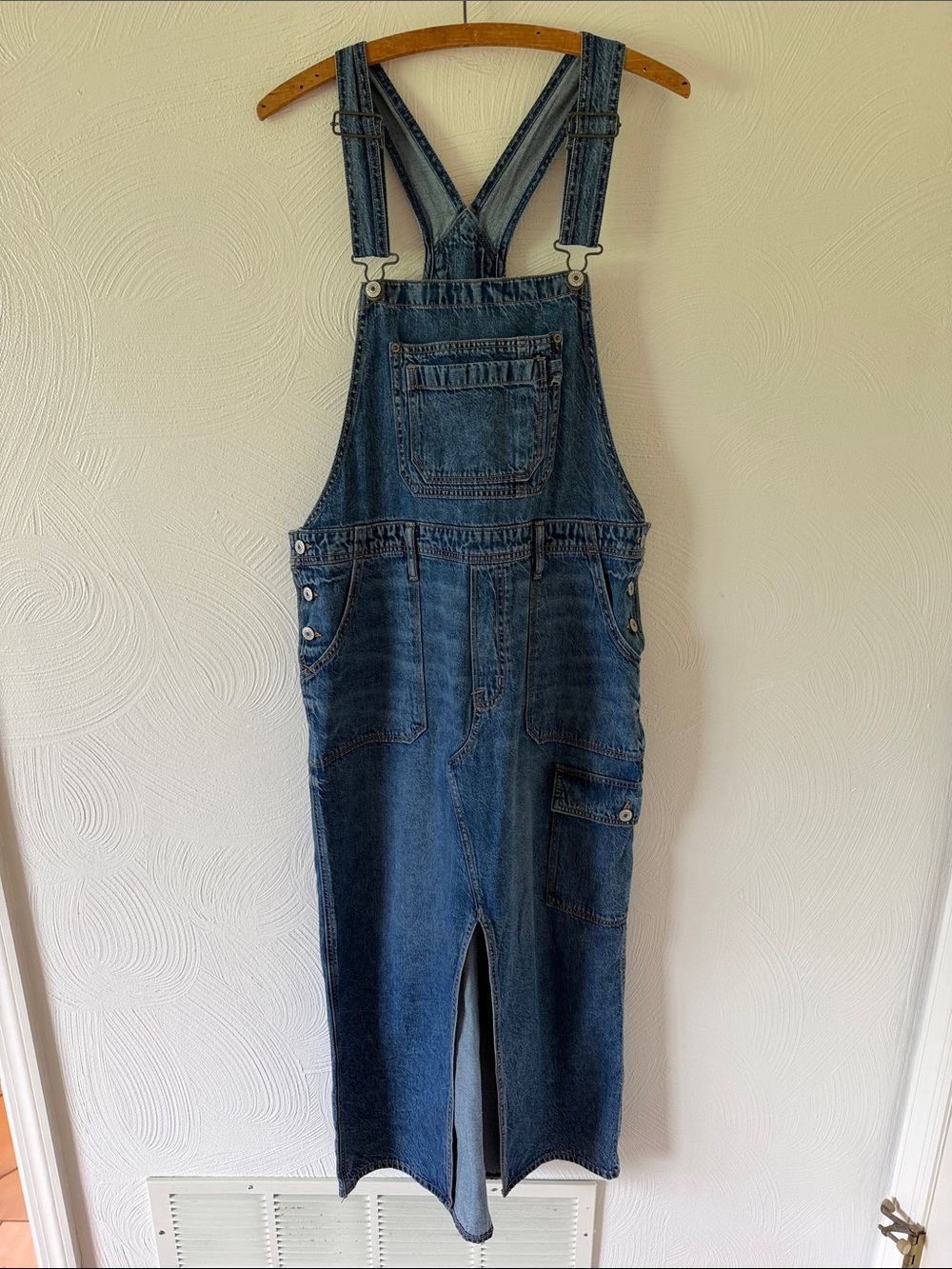 American Eagle Light Blue Denim Overall Dress with Bibs.  Size Large.